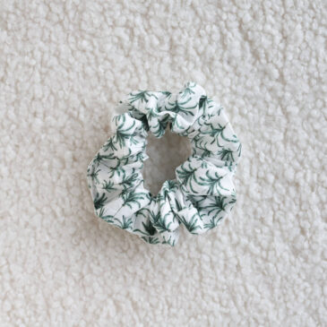 Scrunchie Perfect Palms