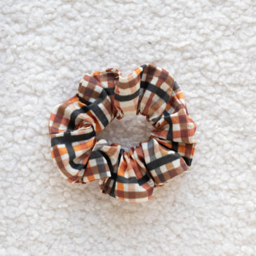 Scrunchie Cheeky Checks