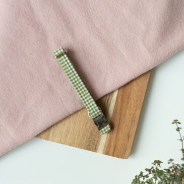 halsband checkered apple green