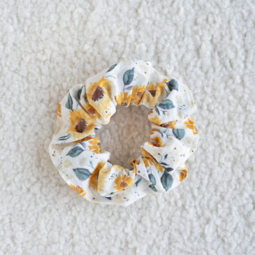 scrunchie Sunny Sunflowers